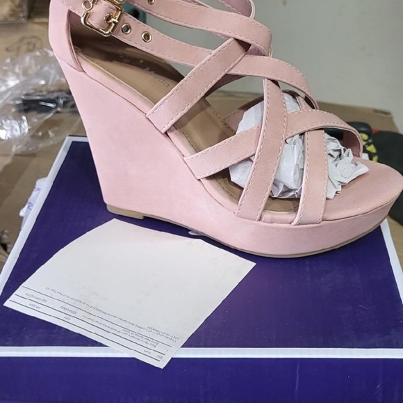 Top Moda NEW In box! Color: blush - Picture 3 of 3